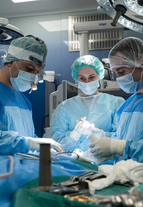 The procedure of atraumatic removal of wisdom teeth